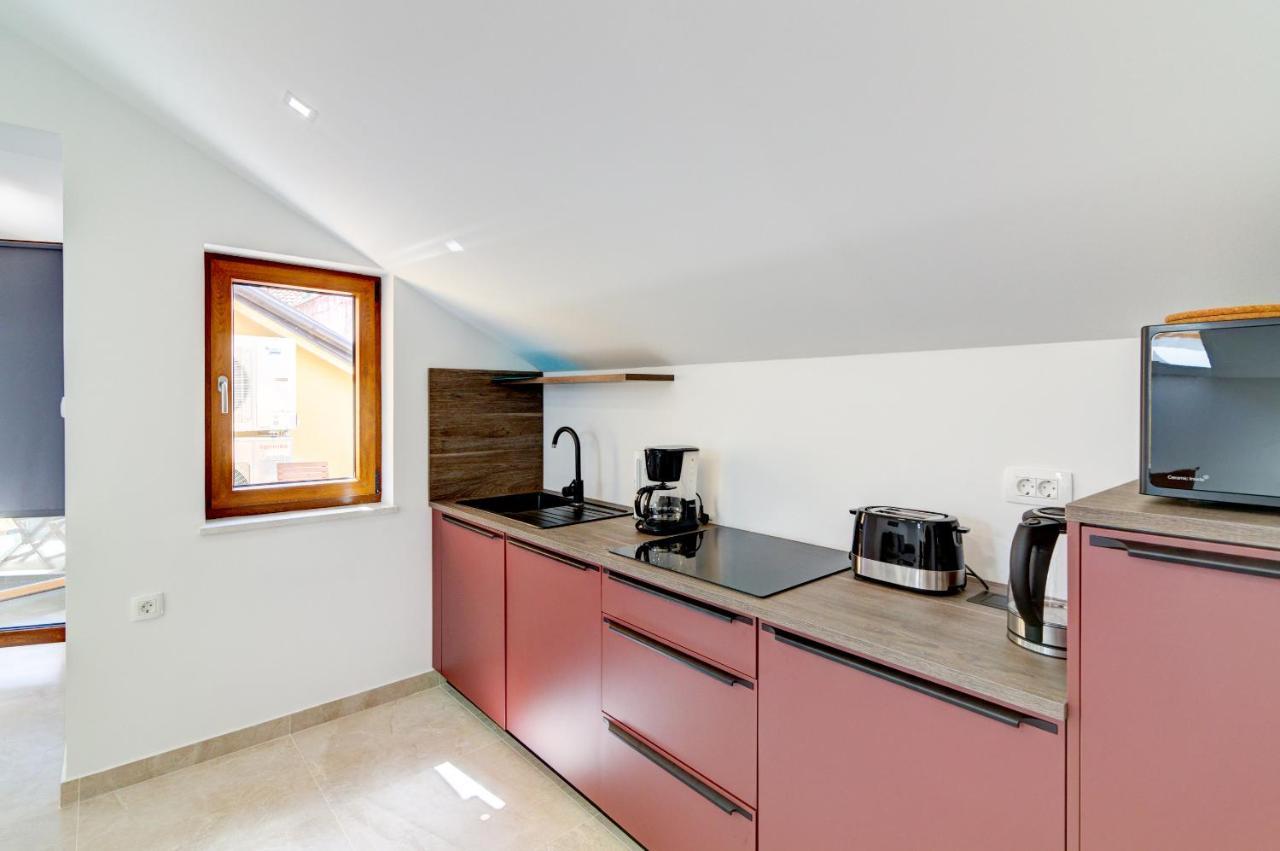 Rote Zora Apartment Senj  Ngoại thất bức ảnh